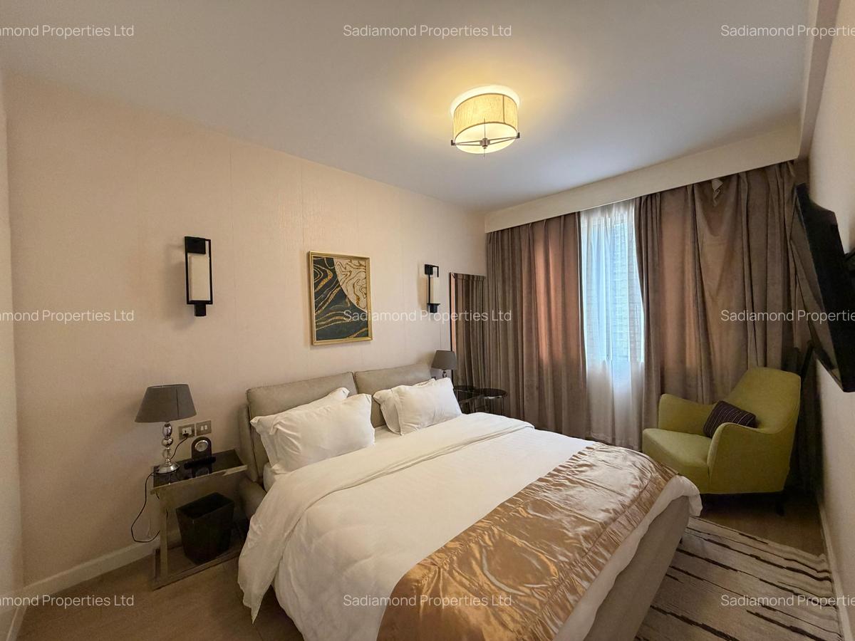 Furnished 1 Bed Apartment with En Suite at Riverside Drive - 4