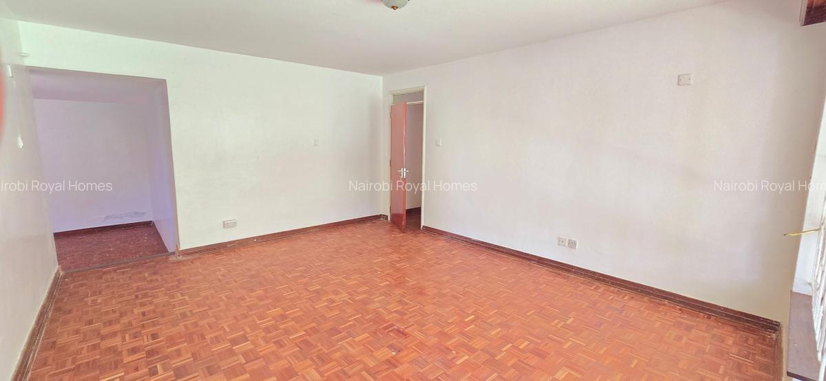 5 Bed House with En Suite at Whispers Avenue - 6