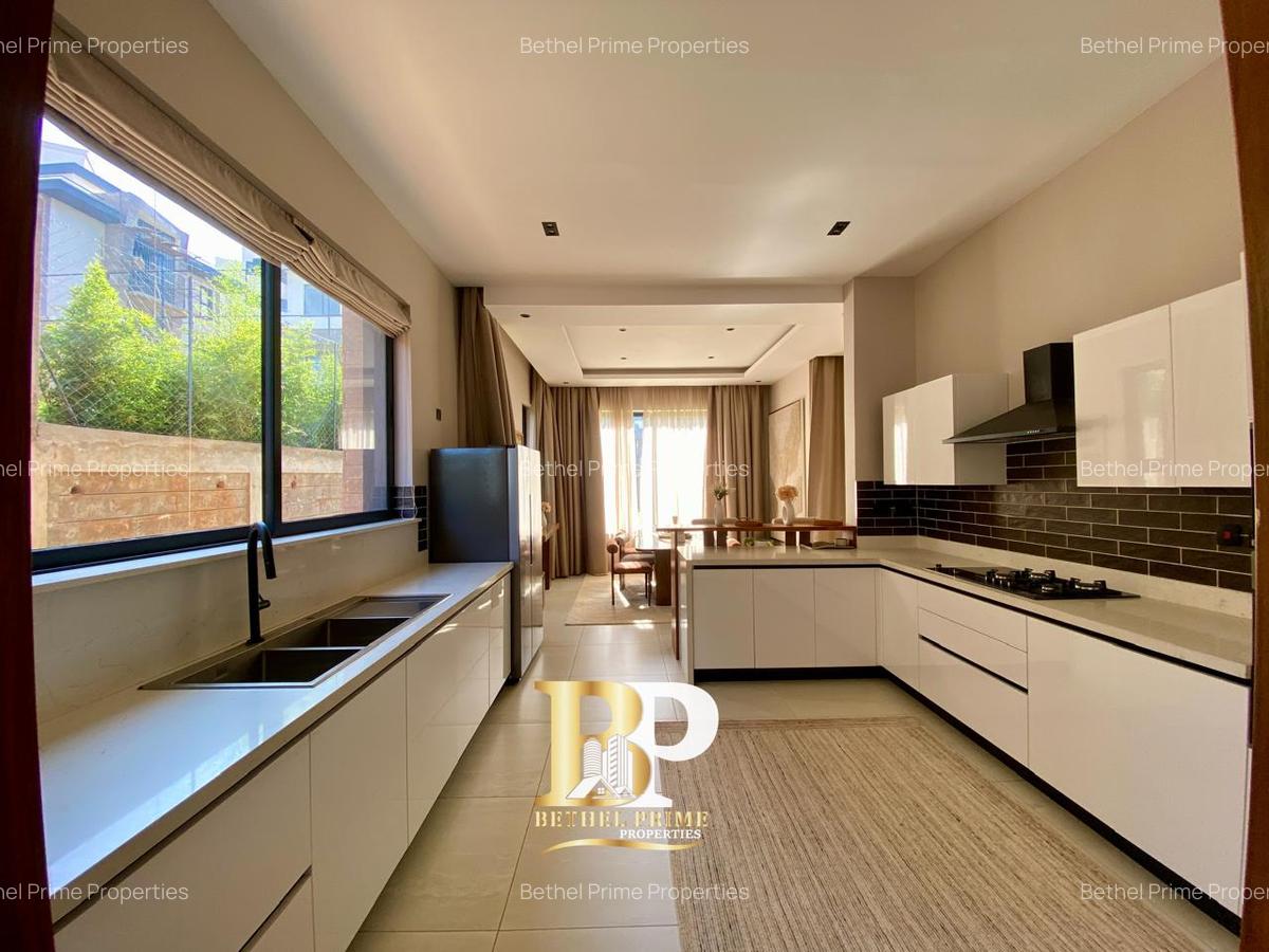 4 Bed Townhouse with En Suite in Loresho - 11