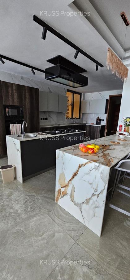 3 Bed Apartment with En Suite at As47 - 5