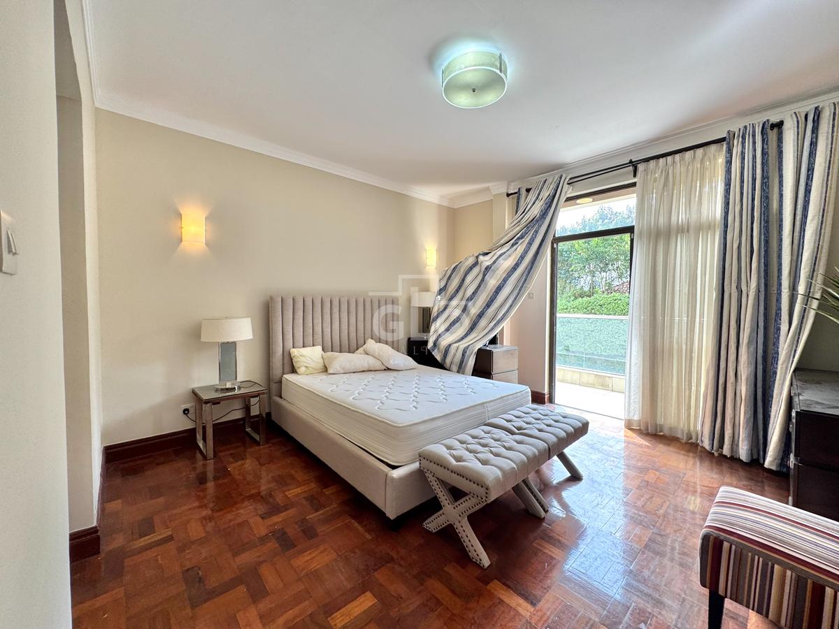 5 Bed Villa with En Suite in Karen - 10