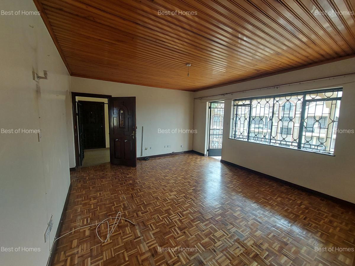 3 Bed Apartment with En Suite in Kileleshwa - 5