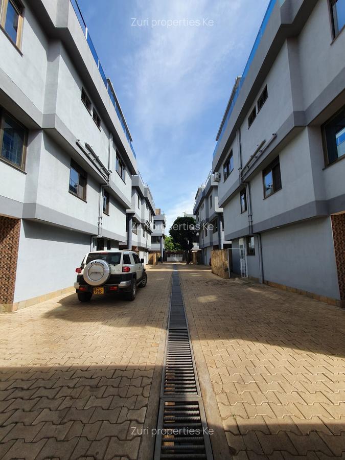 5 Bed Villa with En Suite at Milimani - 19