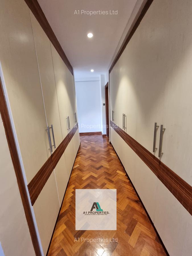 Furnished 4 Bed Apartment with En Suite in Riverside - 15