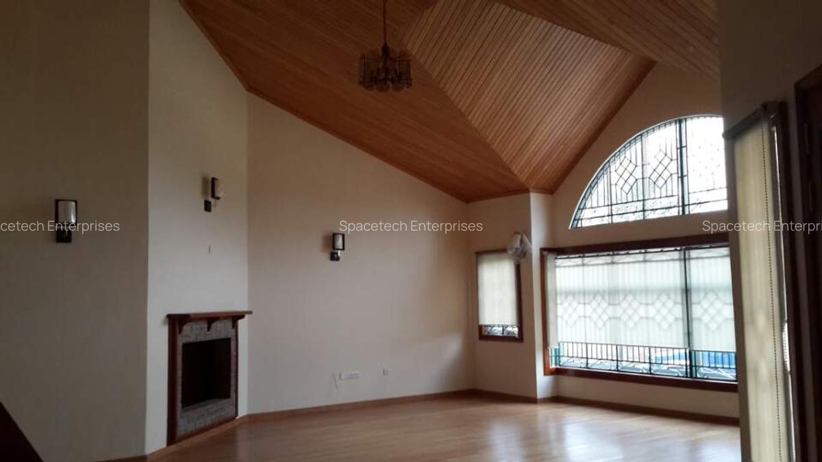 5 Bed House with En Suite in Runda - 7