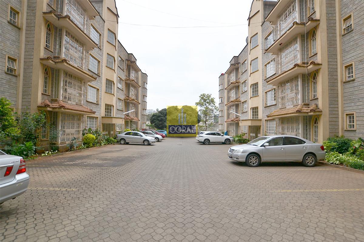 4 Bed Apartment with Parking in Parklands - 1