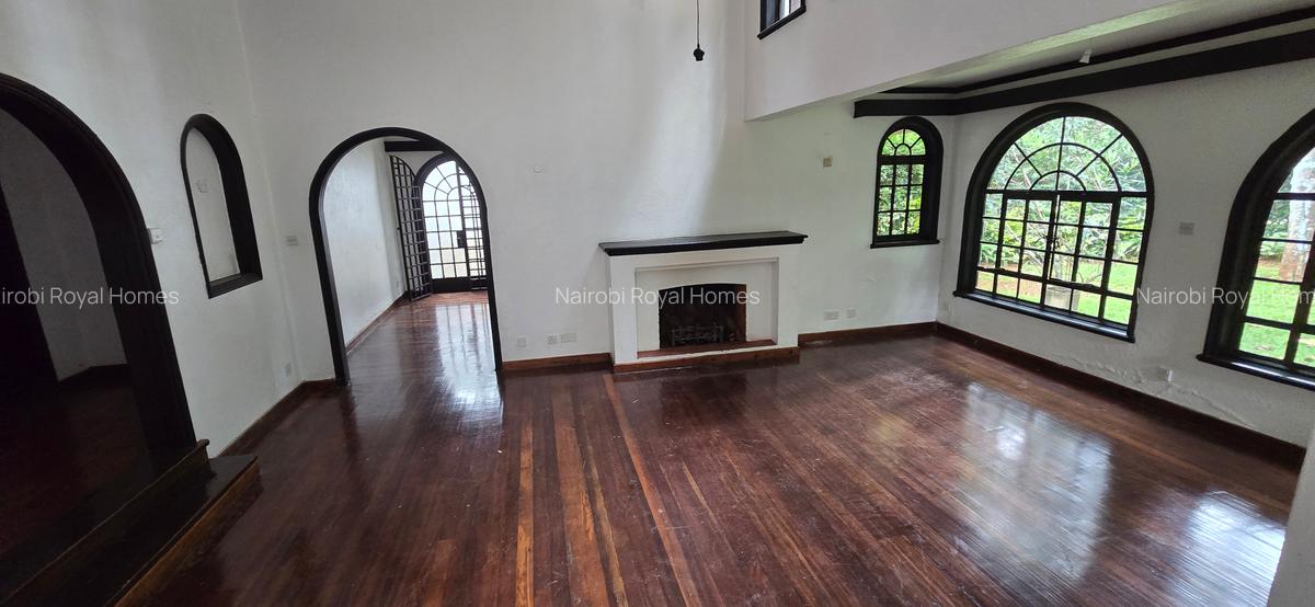 4 Bed Townhouse with En Suite at Riverside Drive - 19