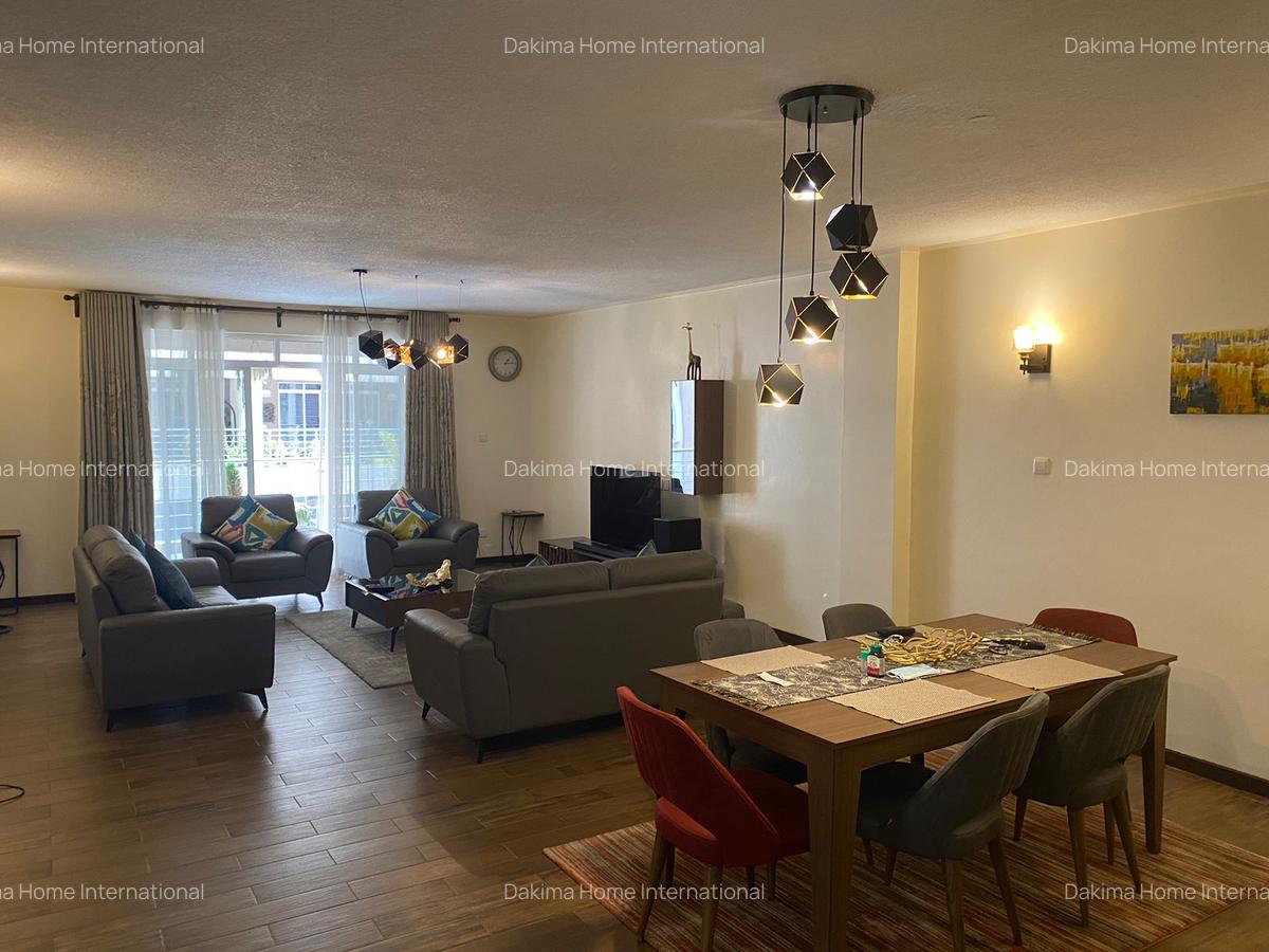 4 Bed Apartment with En Suite in General Mathenge - 3