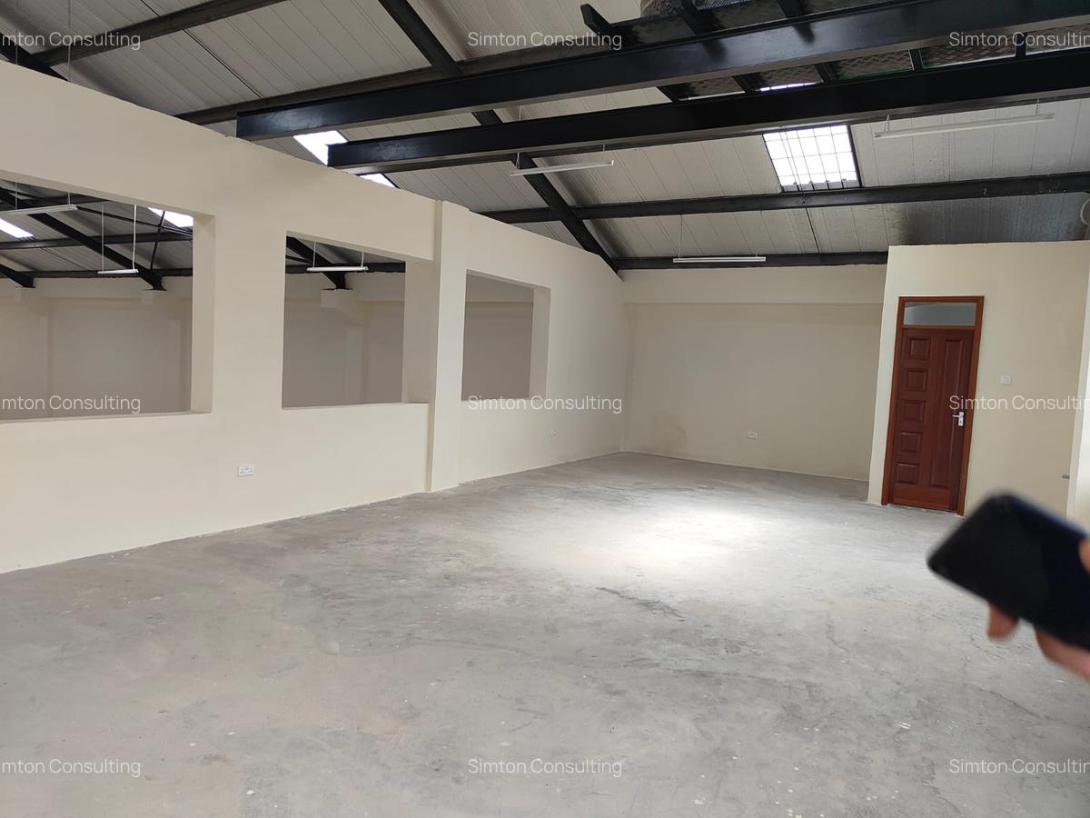 Warehouse with Fibre Internet at Edelman - 5