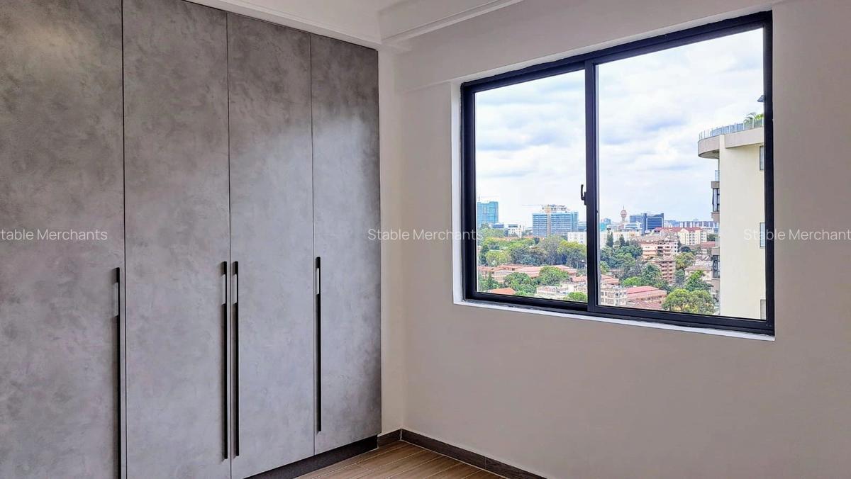 2 Bed Apartment with En Suite in Riverside - 8