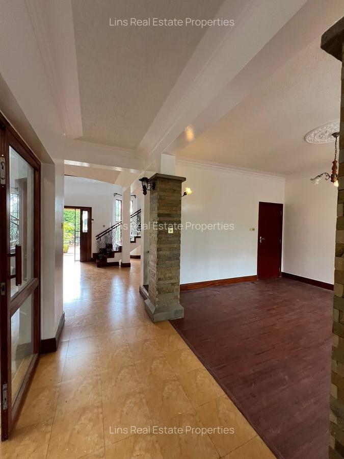 5 Bed Townhouse with En Suite in Runda - 6