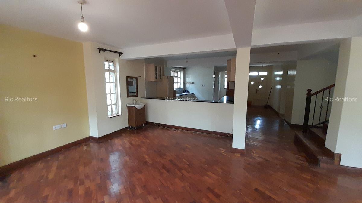 4 Bed House with En Suite at Rimpa - Road - 11