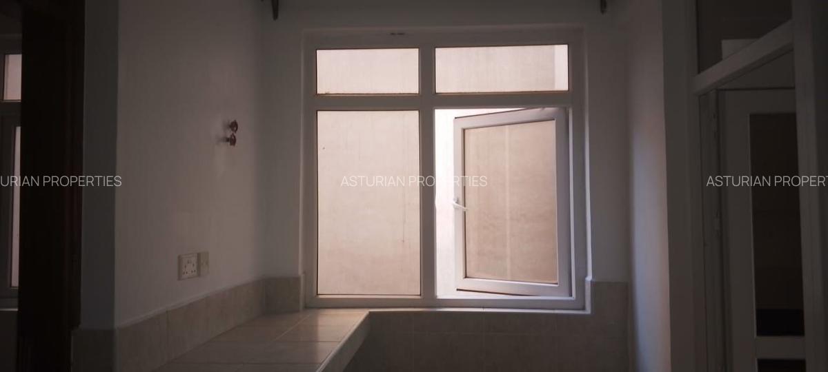 2 Bed Apartment with En Suite in Westlands Area - 7