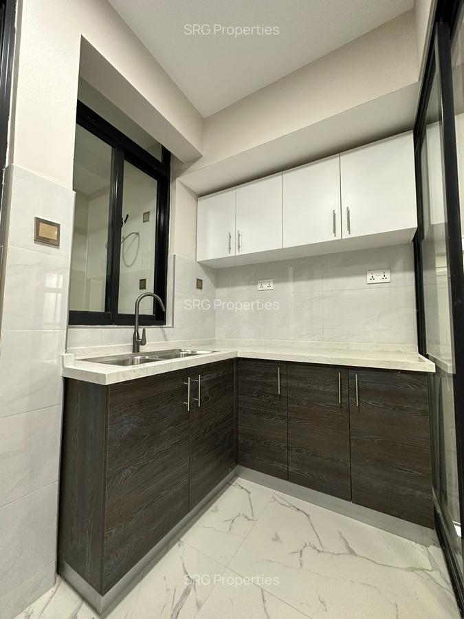 4 Bed Apartment with En Suite in Kilimani - 6