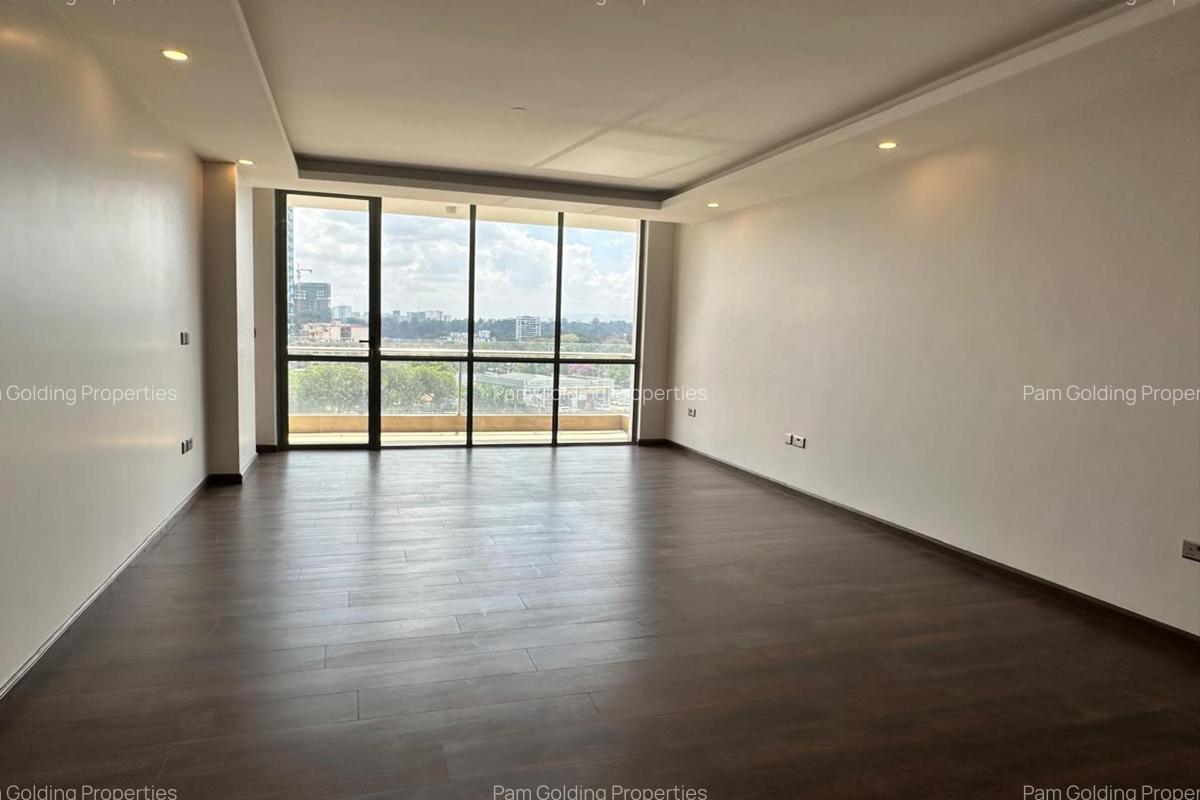 3 Bed Apartment at Brookside Drive - 1