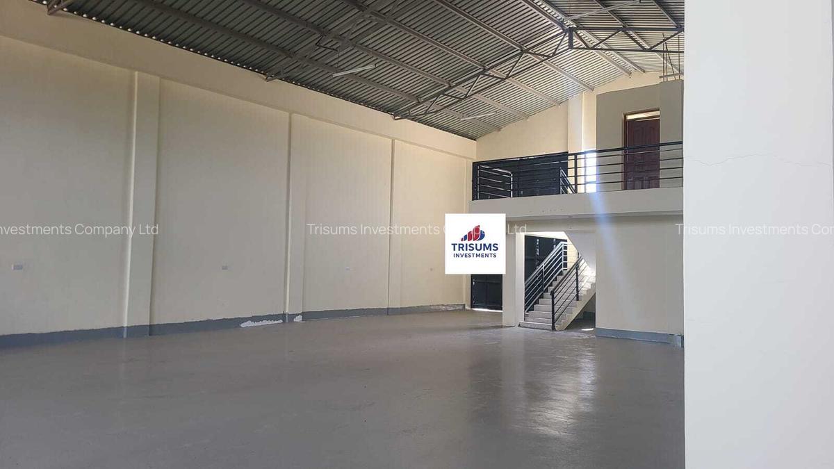 3,500 ft² Warehouse with Fibre Internet in Eastern ByPass - 3