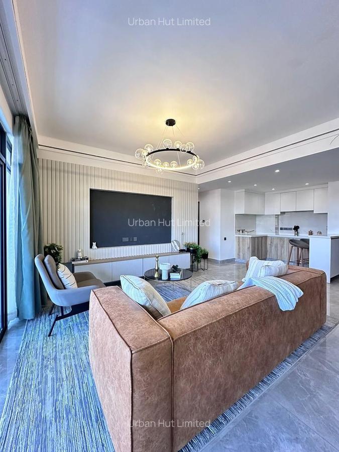 2 Bed Apartment with En Suite in Lavington - 3