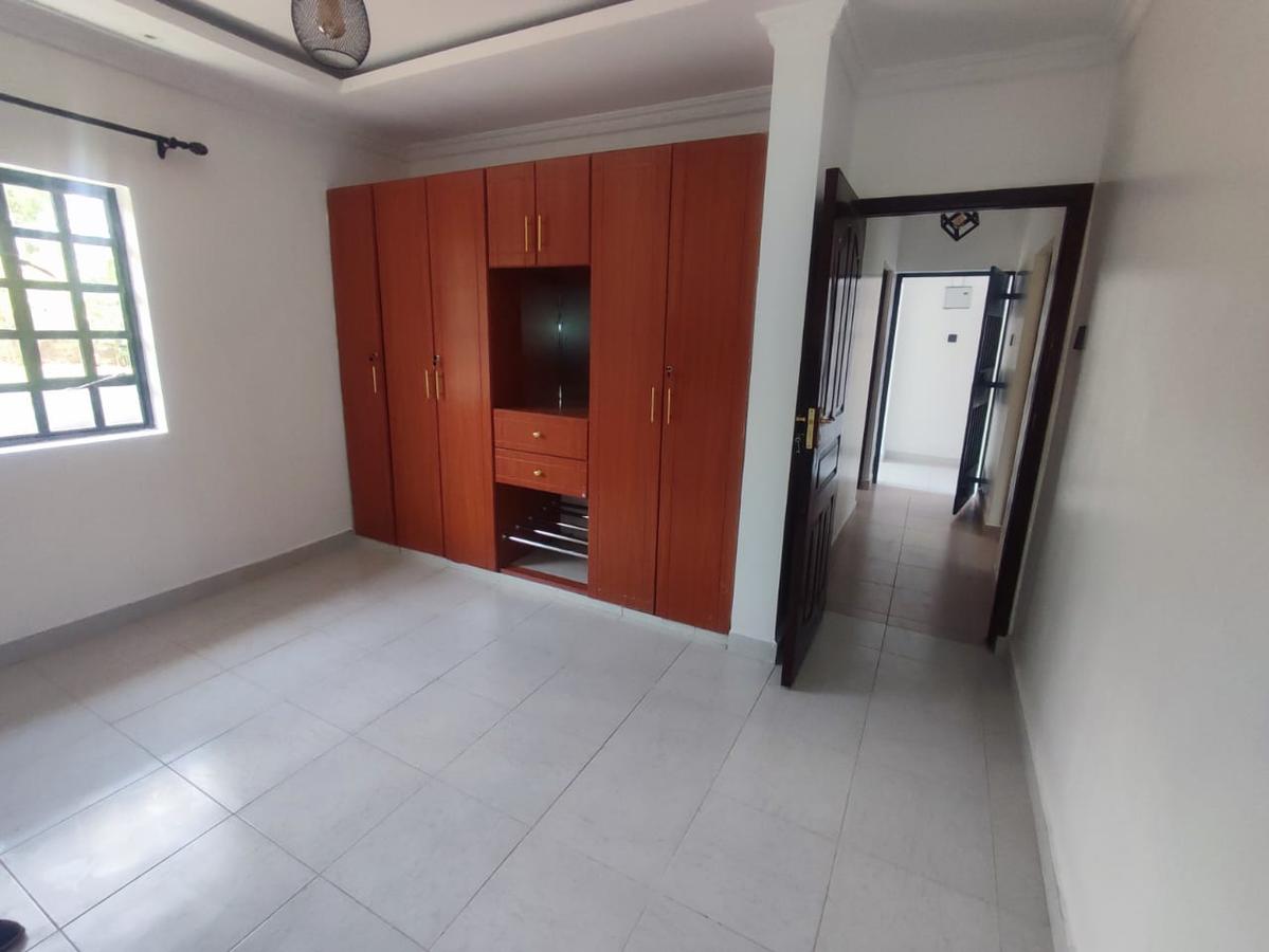 3 Bed House with En Suite at Kerarapon Road - 6