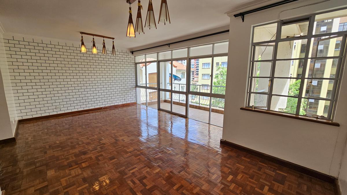 3 Bed Apartment with En Suite in Kilimani - 3