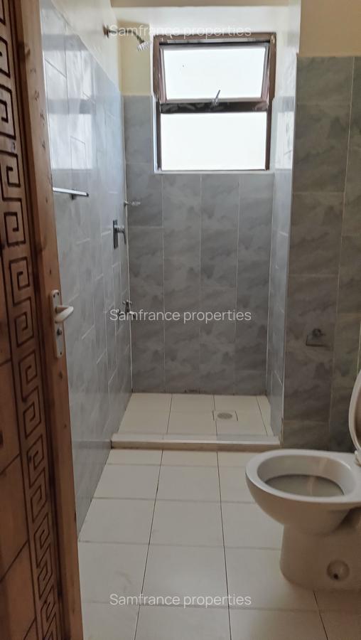 3 Bed Apartment with En Suite at 3Rd Avanue - 10