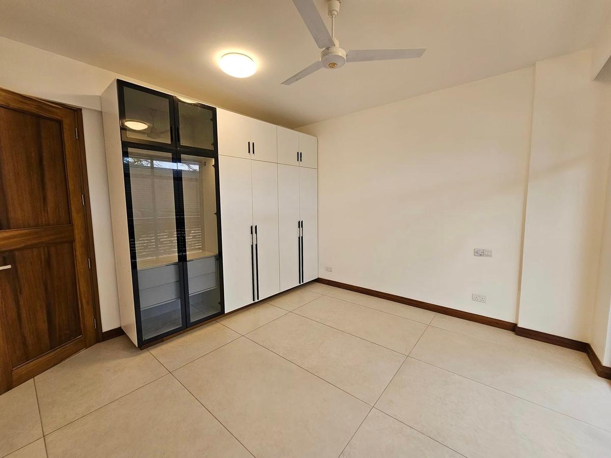 Serviced 3 Bed Apartment with En Suite in Nyali Area - 7