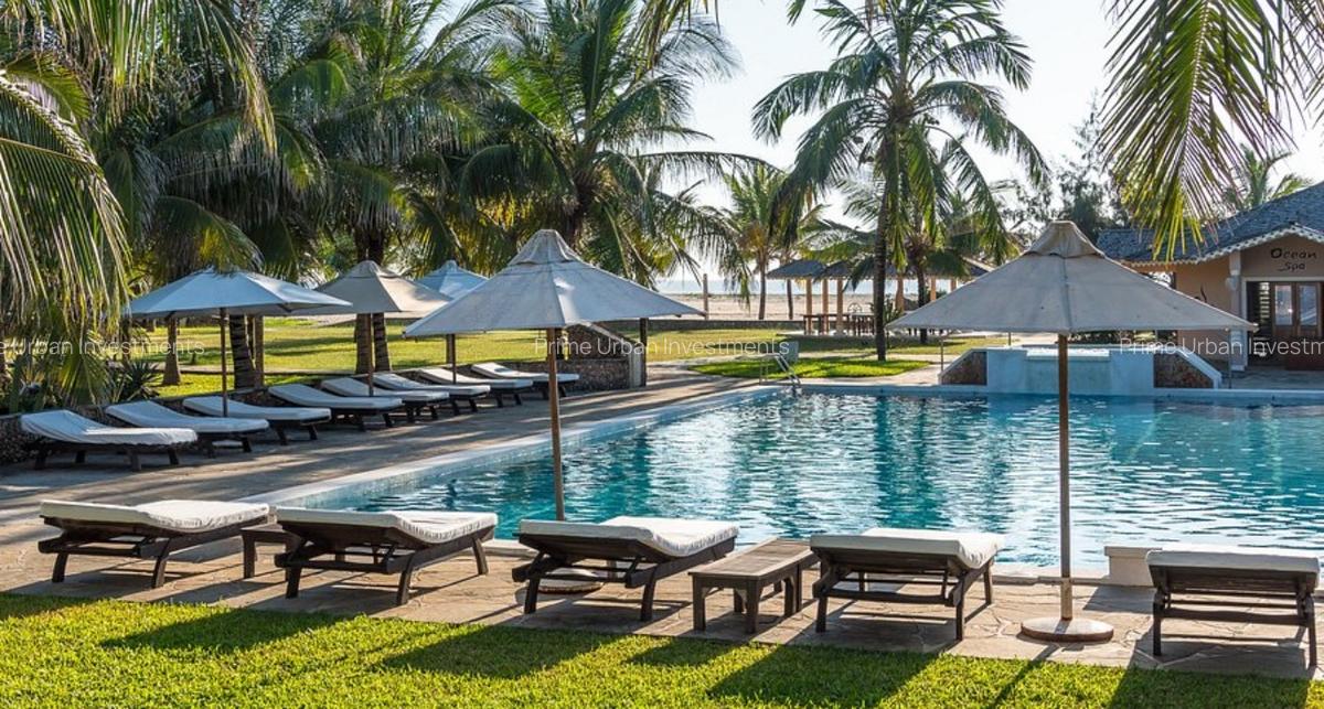 2 Bed Villa with En Suite at Tembo Court - 13