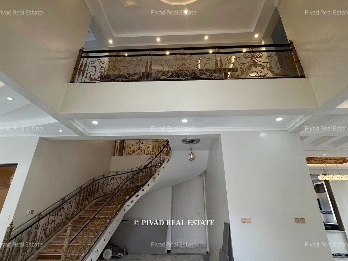 7 Bed House with Swimming Pool in Karen - 3