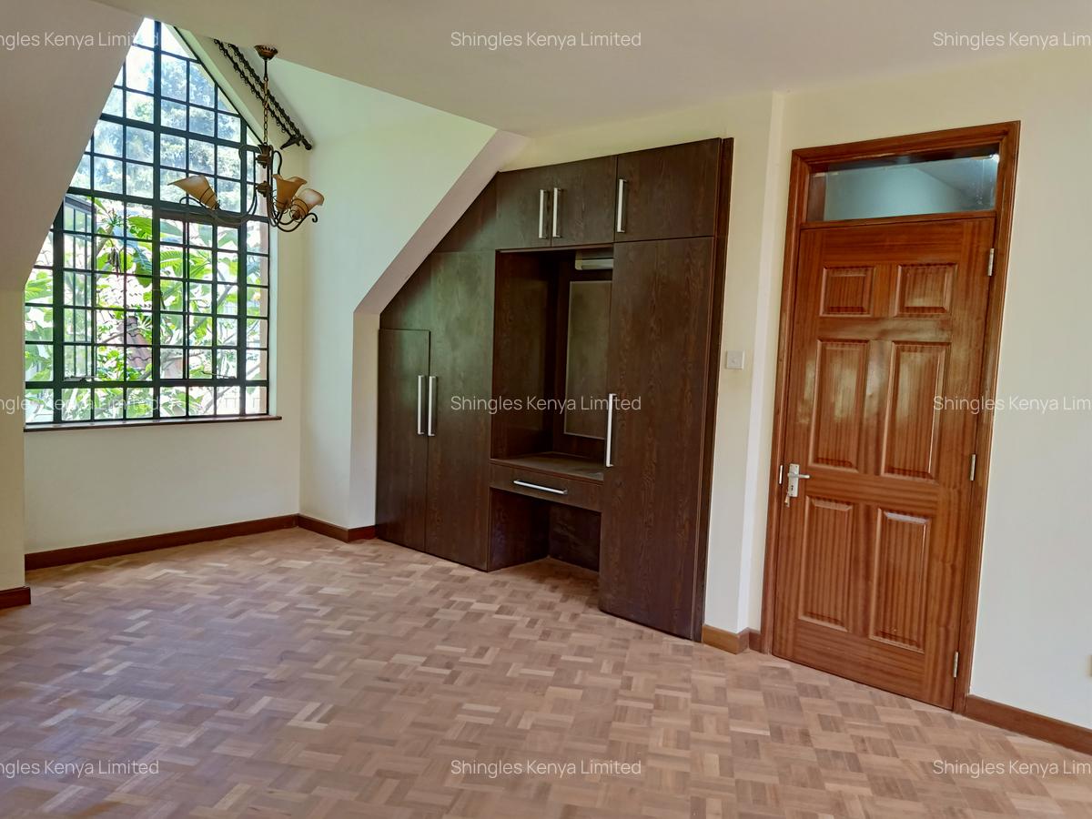 4 Bed Townhouse with En Suite at Njumbi Rd - 13