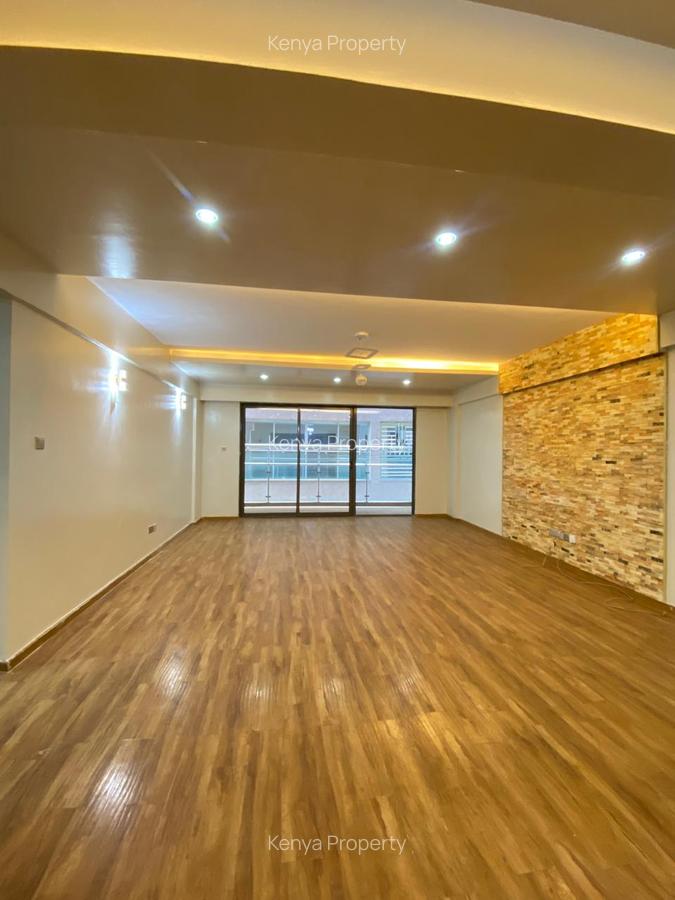 2 Bed Apartment with En Suite in Kilimani - 16