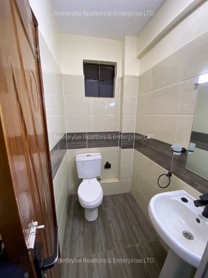 Serviced 3 Bed Apartment with En Suite in Ruaka - 8