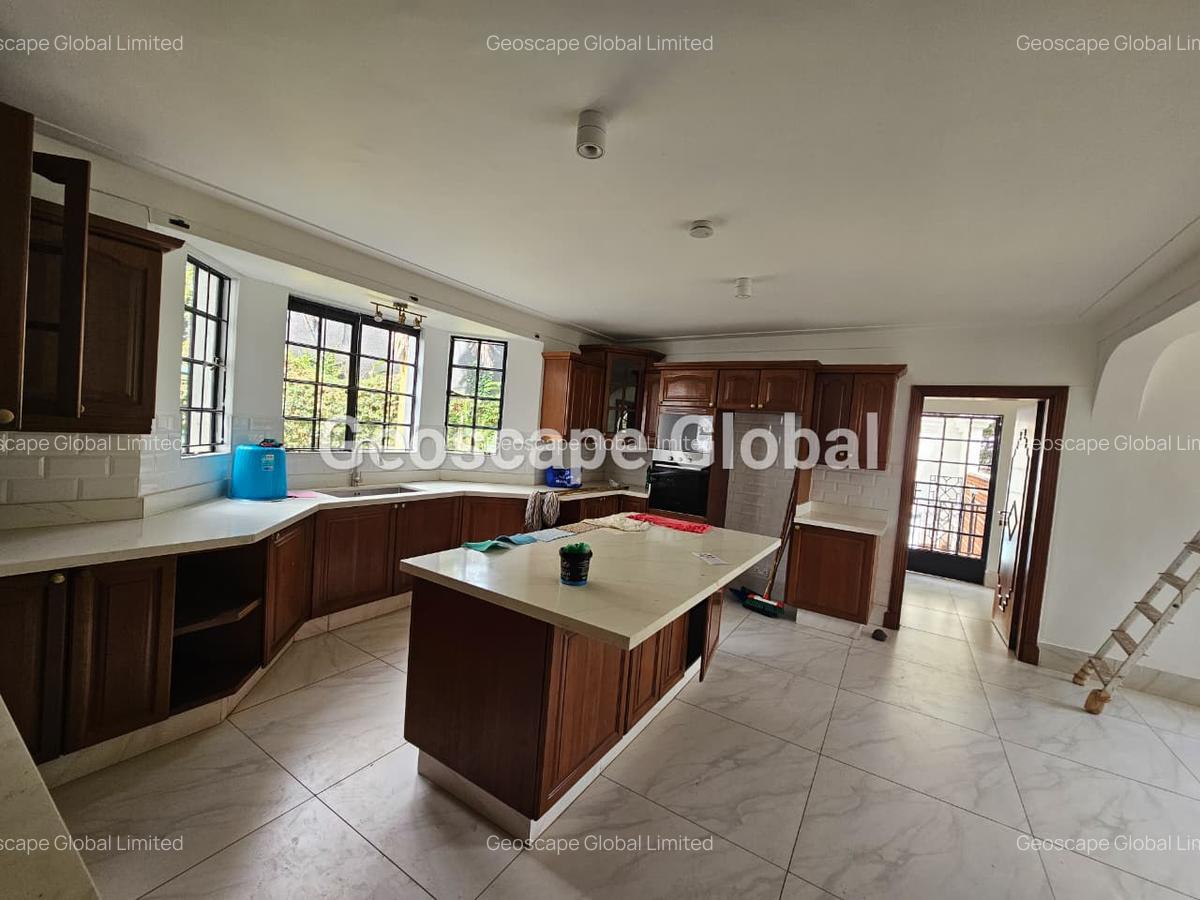 5 Bed House with En Suite in Thigiri - 11