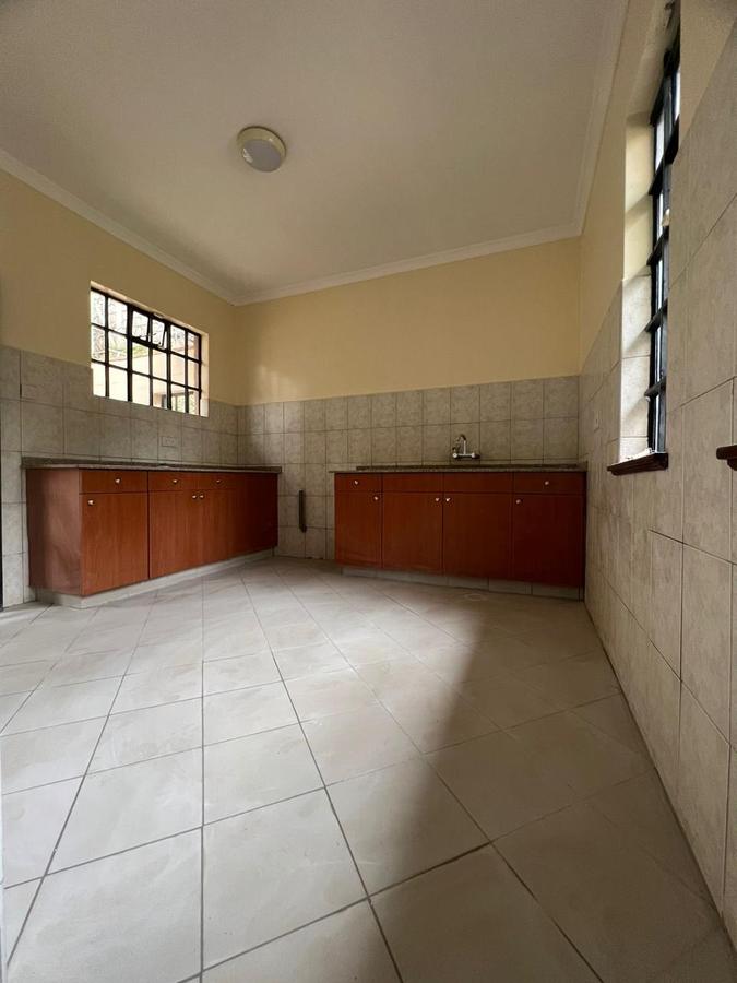 5 Bed Townhouse with En Suite in Lower Kabete - 14