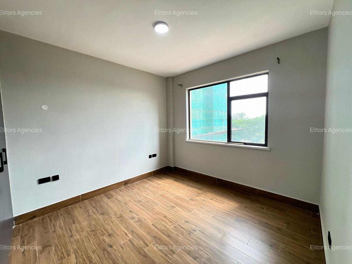 2 Bed Apartment with En Suite at Kingara Road - 16