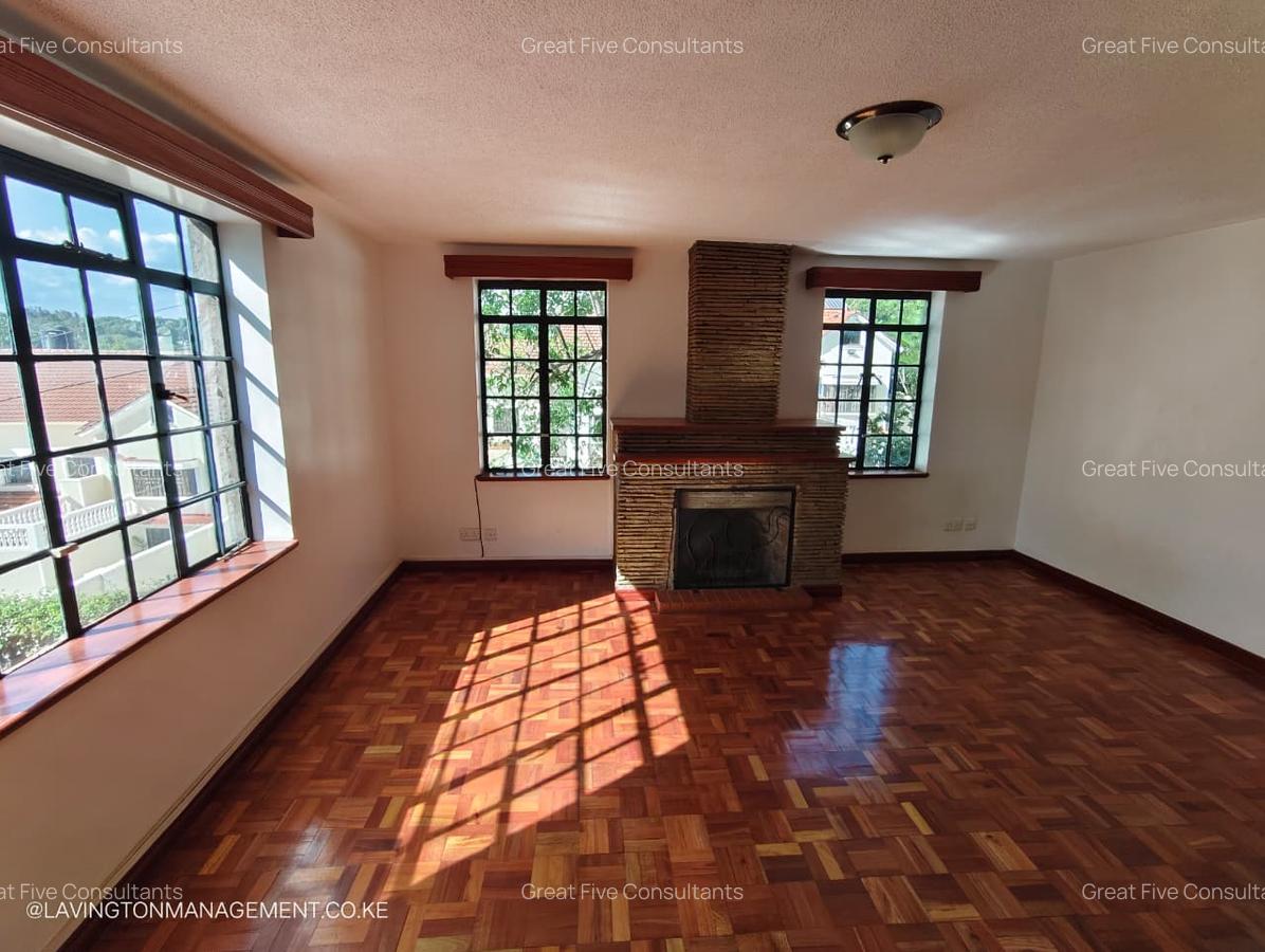 5 Bed Villa with En Suite in Lavington - 4