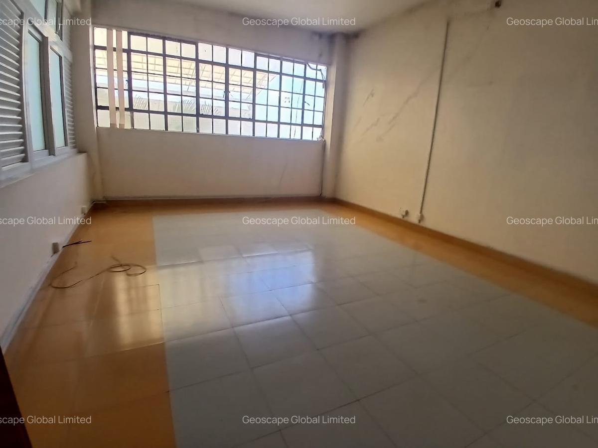 10,000 ft² Warehouse with Parking in Mombasa Road - 5