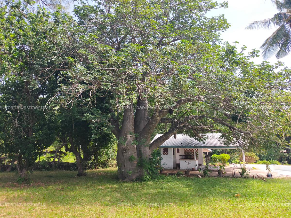 Land in Kikambala - 3