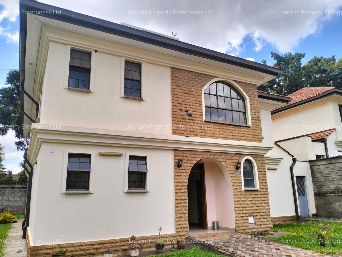 4 Bed Townhouse with En Suite in Lavington - 14