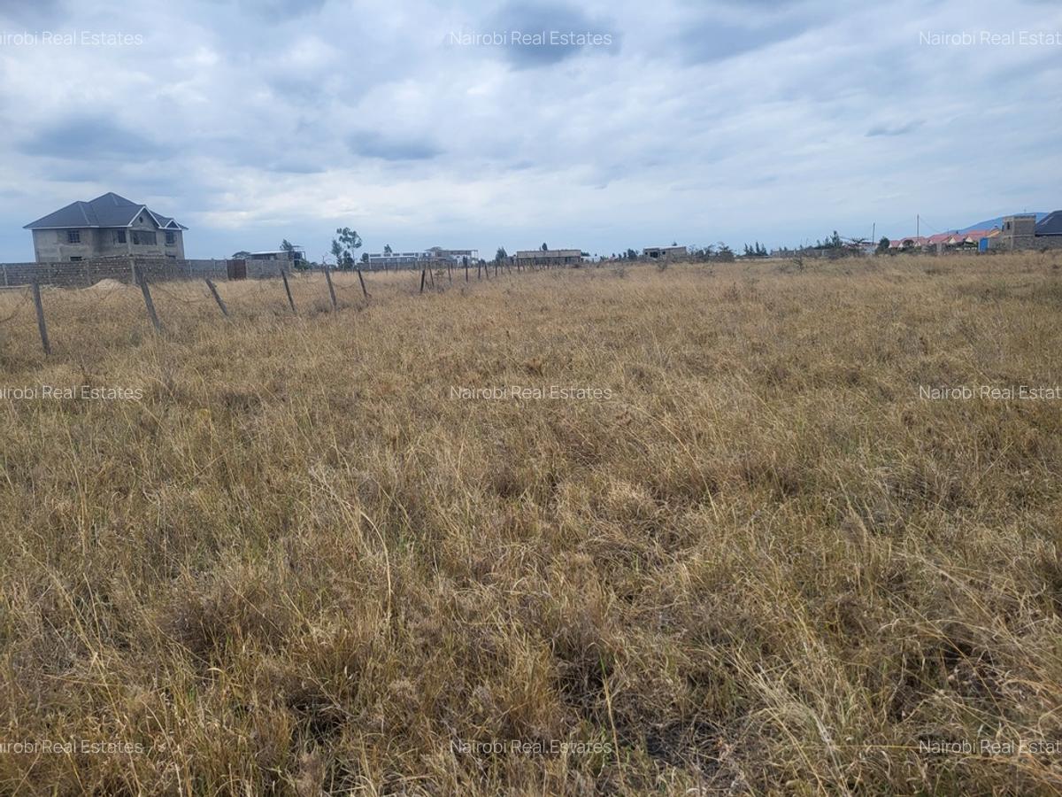 3,200 ft² Land in Kantafu - 2