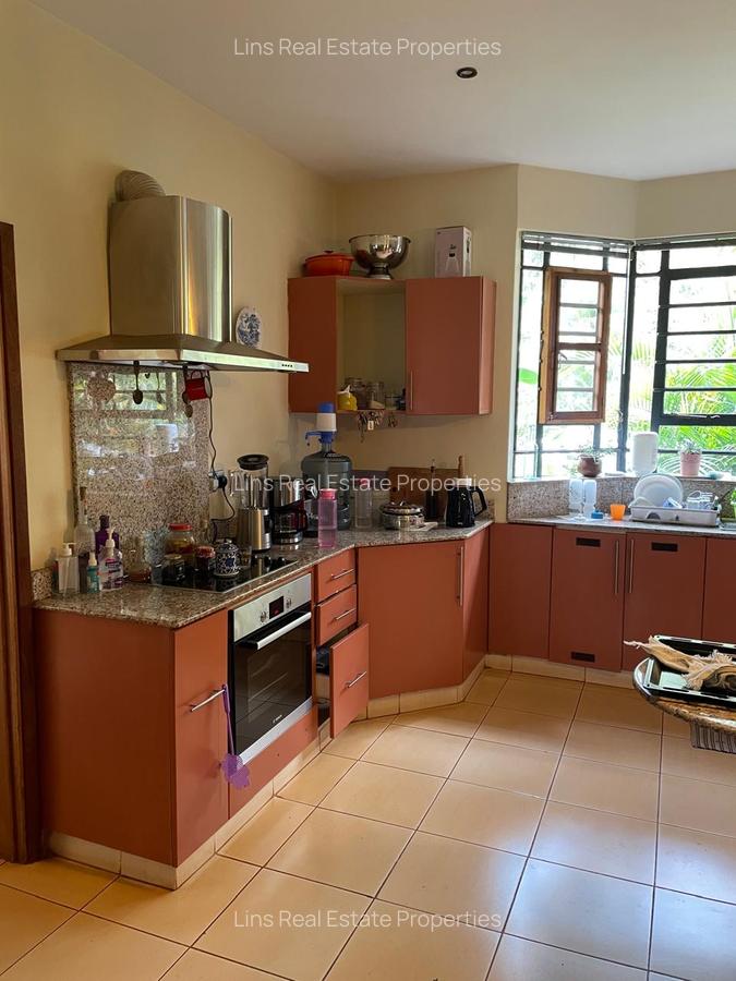 4 Bed House with En Suite in Runda - 7