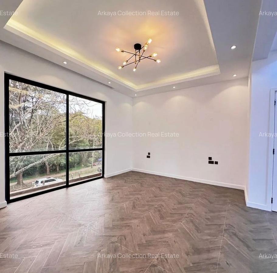 4 Bed Townhouse with En Suite in Lavington - 4