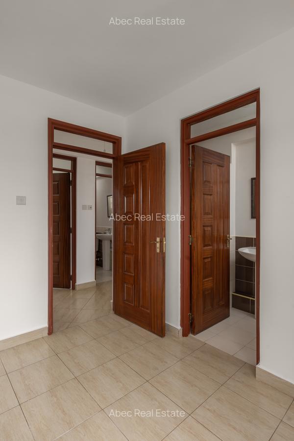 2 Bed Apartment with En Suite at Naivasha Road - 12