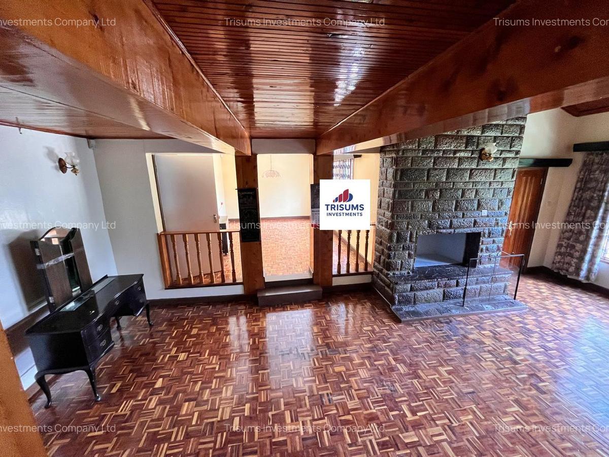 5 Bed House with En Suite in Loresho - 3