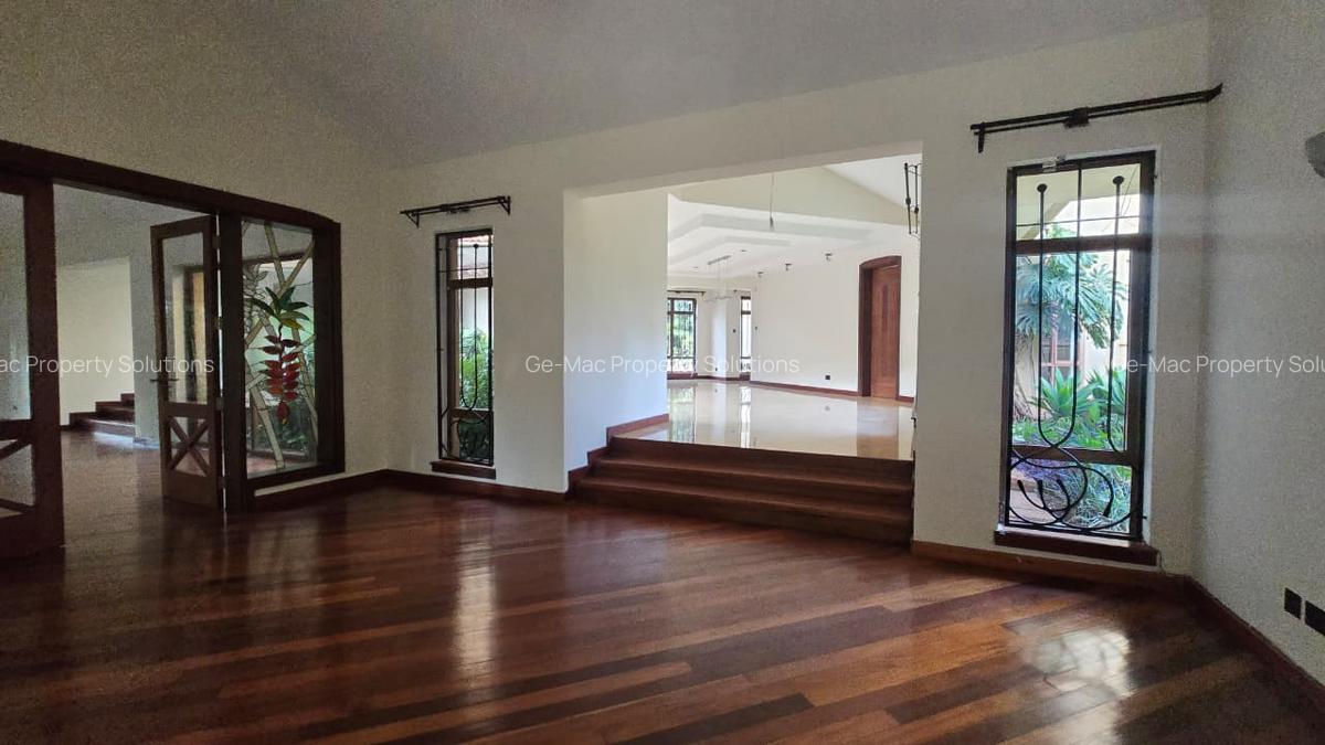 5 Bed House with En Suite in Runda - 5