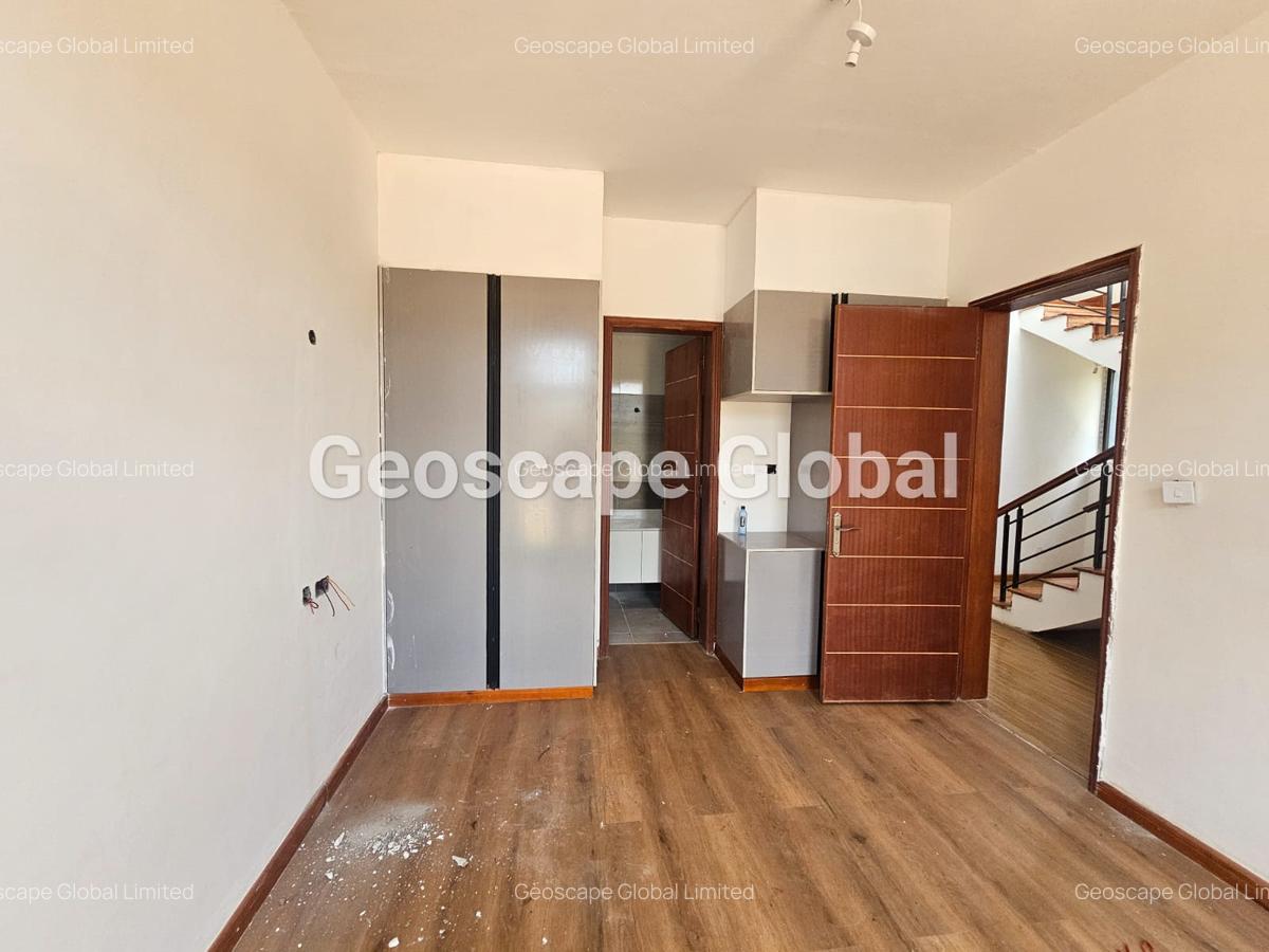 4 Bed Townhouse with En Suite in Kiambu Road - 5