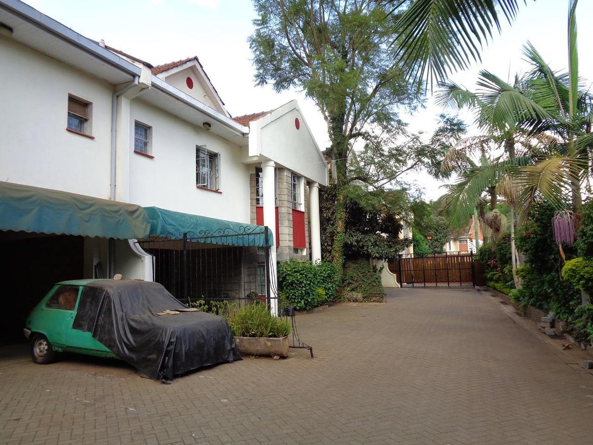 5 Bed Townhouse with En Suite at Maziwa - 4