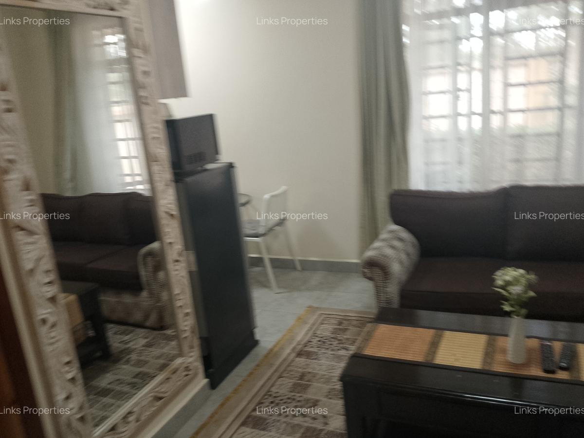 2 Bed House with En Suite at Banda Lane - 16