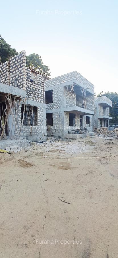 4 Bed Townhouse with En Suite in Nyali Area - 4
