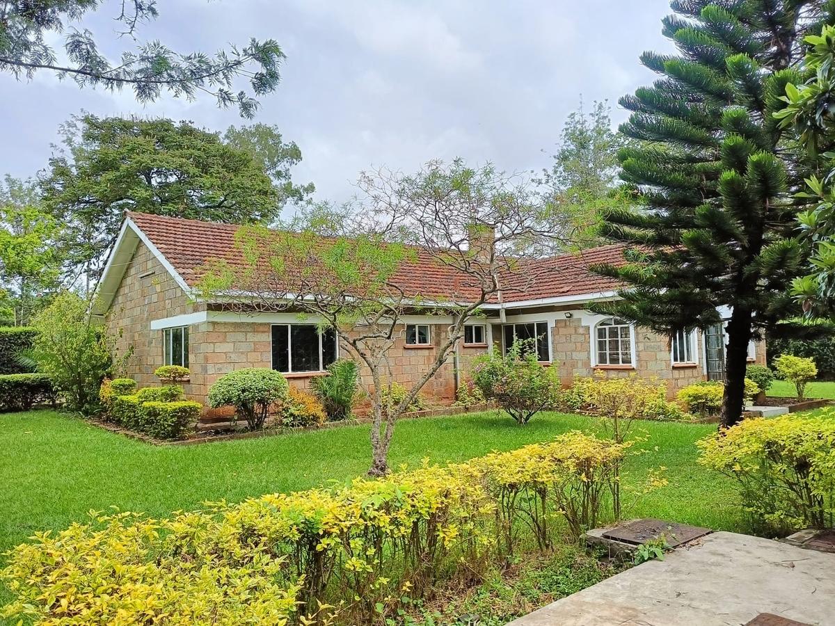 4 Bed House with Garden at Garden Estate - 1