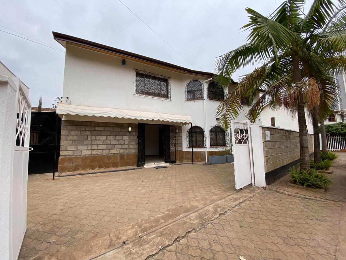 3 Bed Townhouse with En Suite at Mpaka Road - 1