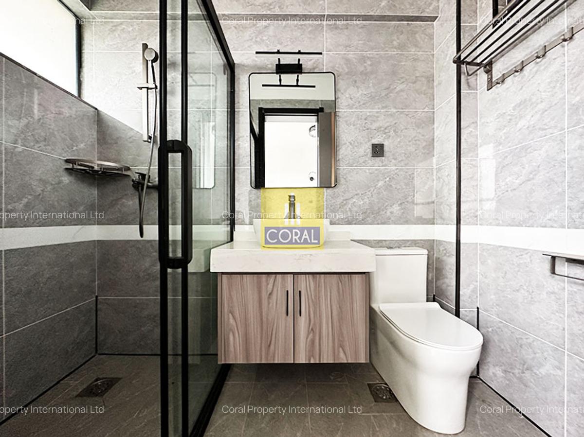 3 Bed Apartment with En Suite in Lavington - 10